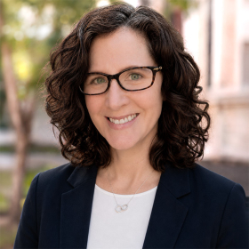 Kerry Donahue headshot.