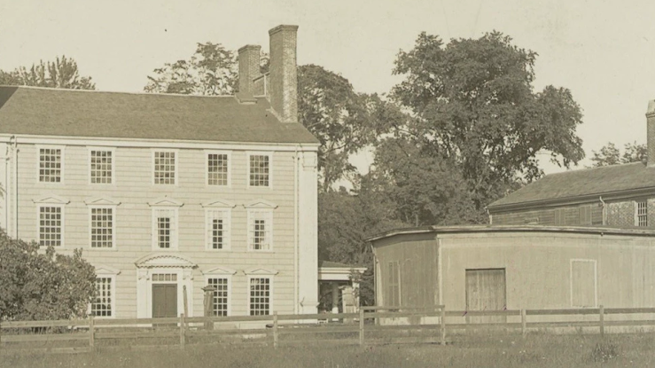 Photo of the Royall House, in Medford MA.
