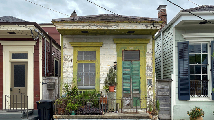 View of small homes in New Orleans.