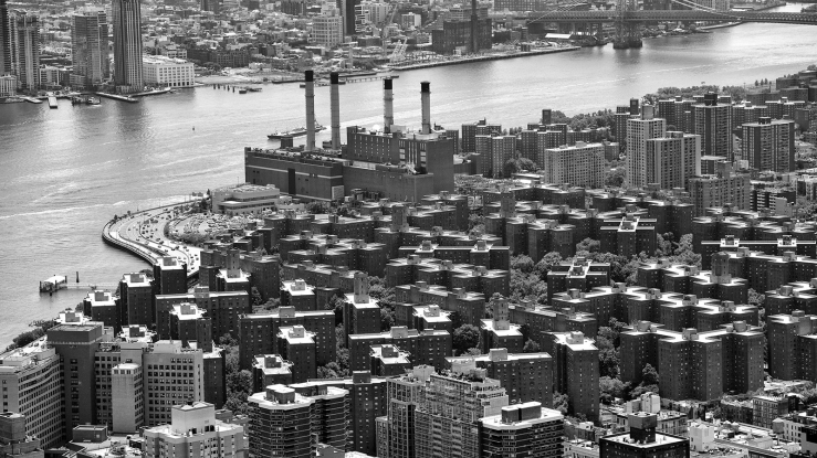 Black and white image of Stuyvesant Town looking toward river.