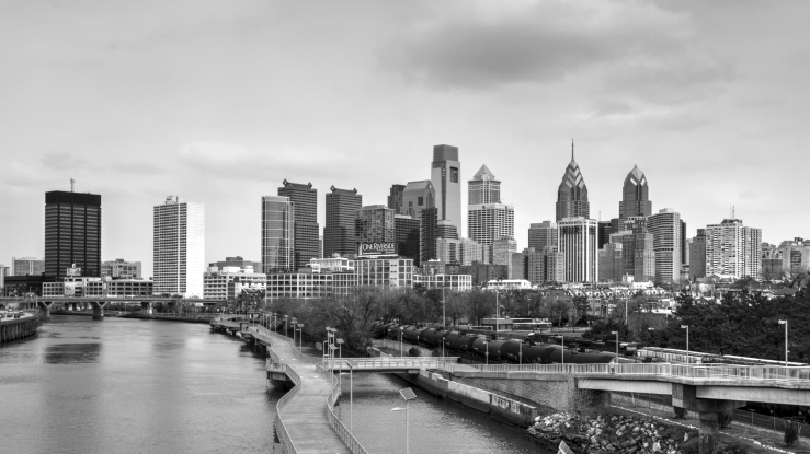 Philadelphia_cityscape_BW_20150328.jpg