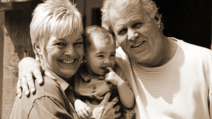 grandparents-1256161.jpg
