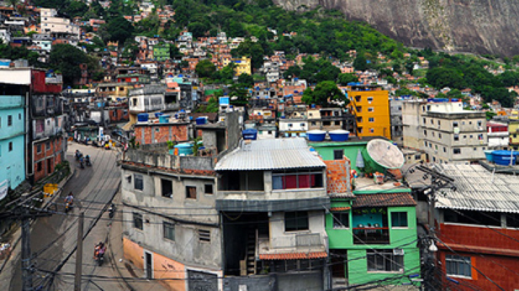 rocinha_road_2010.jpg