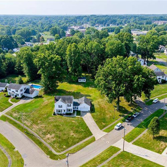 Aerial view of a neighborhood in Youngstown, Ohio.