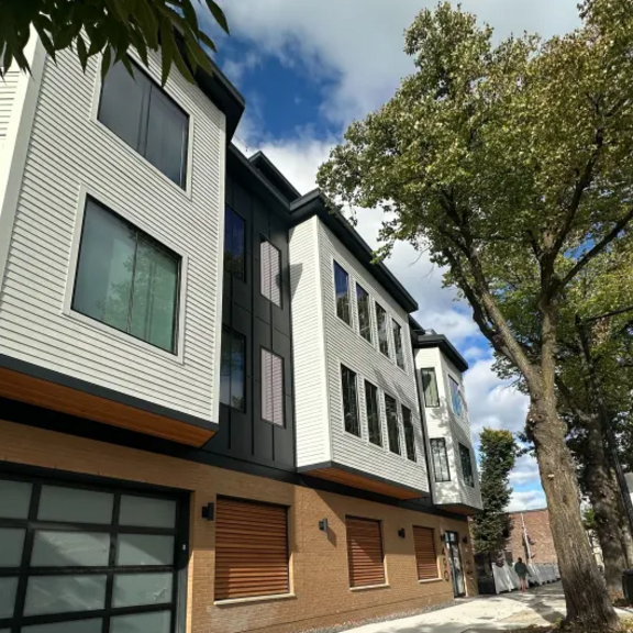 Small multifamily building