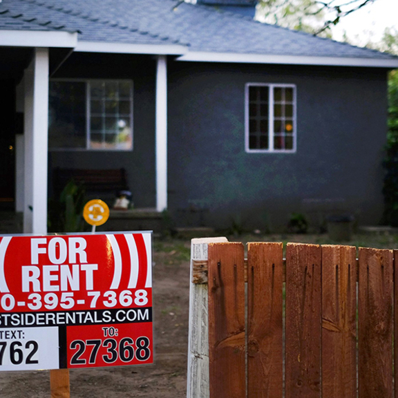 200408-rent-house-los-angeles-2015-ac-438p_eb4fdec2524761b77124e754b57de1cf.fit-2000w.jpg