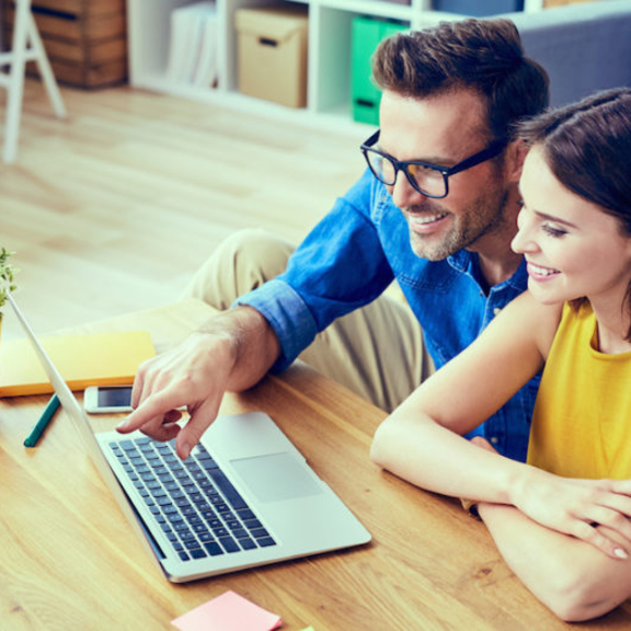 YoungCouple_house_computer_tech.jpg