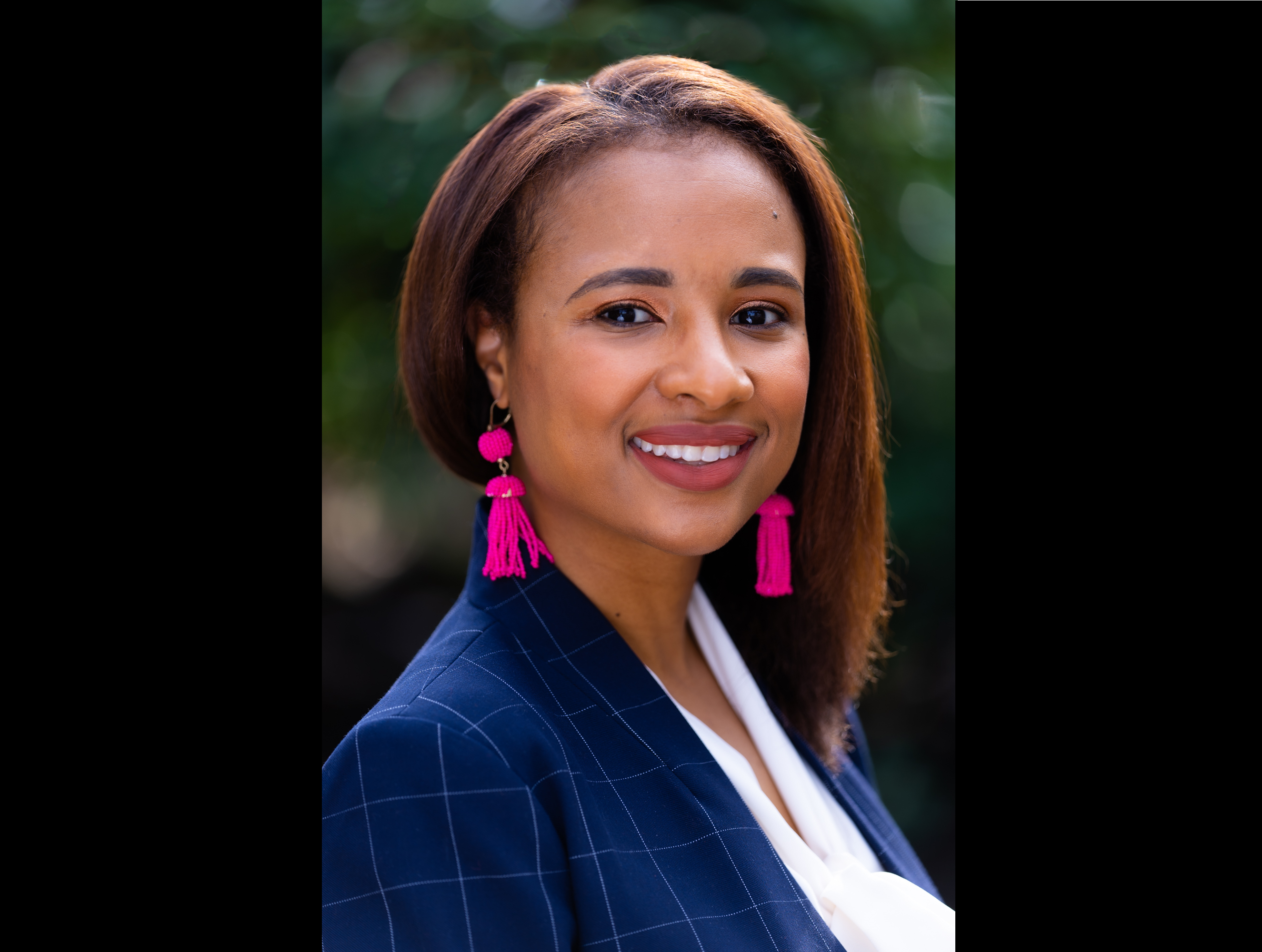 Headshot of Annika Lescott-Martinez.