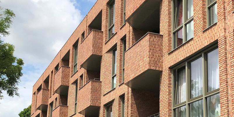 /sites/default/files/styles/paragraph__carousel_item__ci_image/public/carousel-item/harvard_jchs_the_peoples_housing_history_van_deursen_2023.jpg?itok=1vik22x2